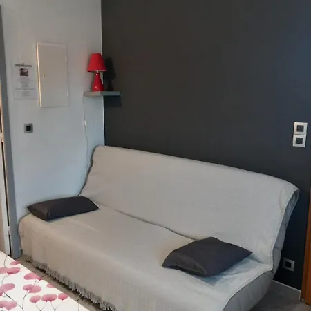 Semesterbostad Maison Micden *