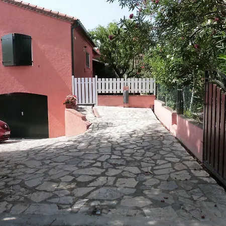 Holiday home Maison Micden